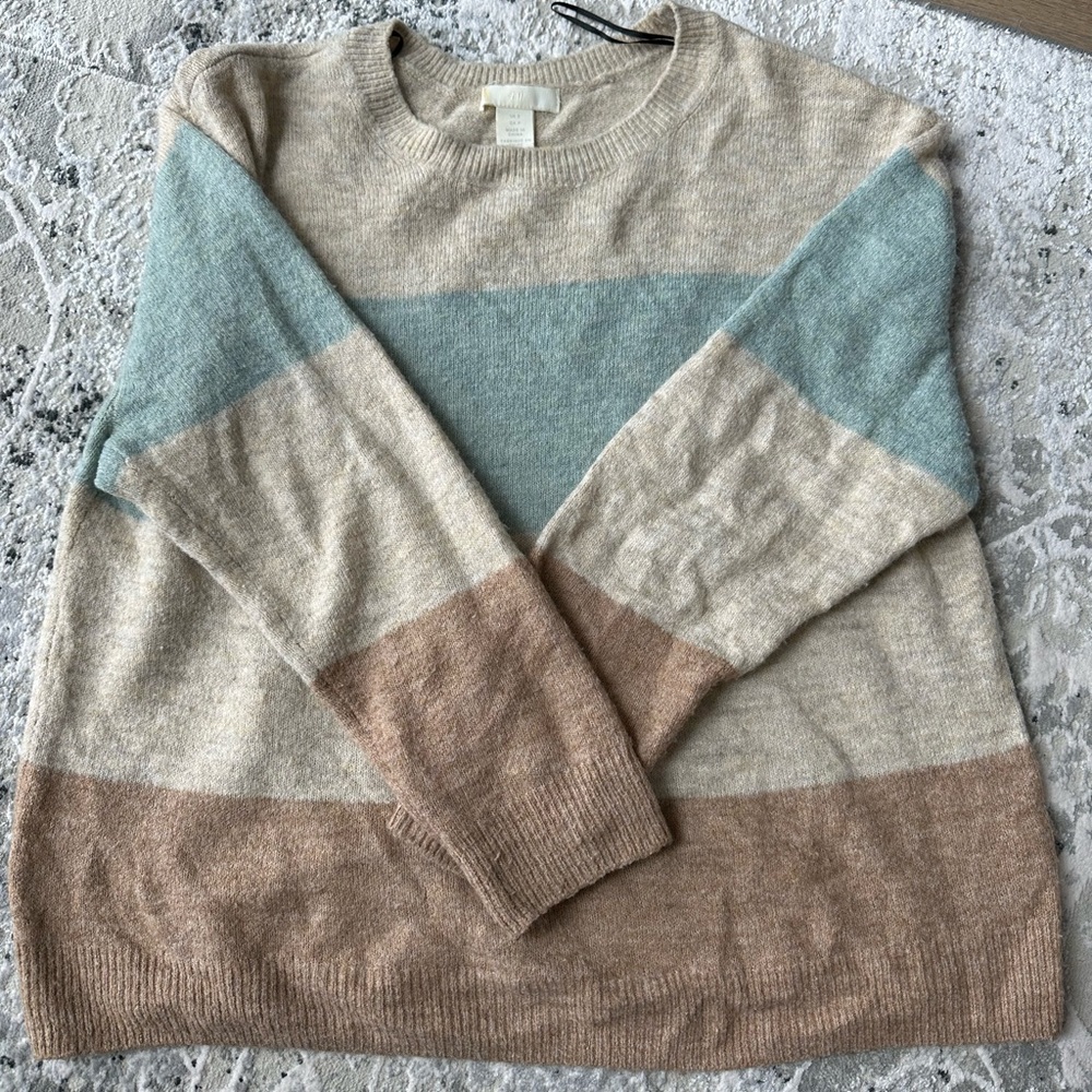 H&M cozy shirt, spring colors, size small